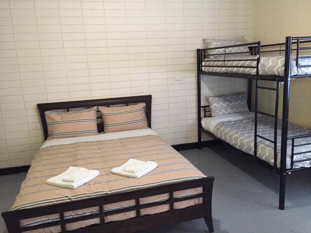 Adelaide Backpackers And Travellers Inn Bagian luar foto
